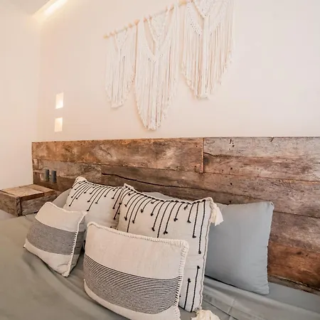 Apartment Nature Surrounded Studio With Private Plunge Pool