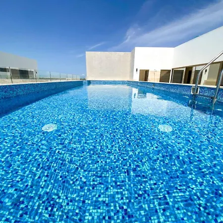 Beautiful 1br With Pool, Gym, Cinema In