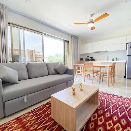 Beautiful 1br With Pool, Gym, Cinema In *