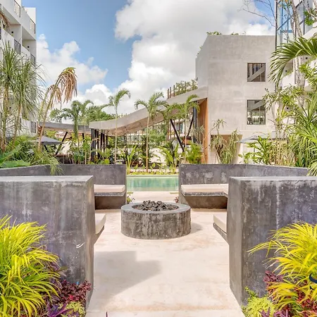 Xibalba Luxe Community With Pool And Gym 5min To