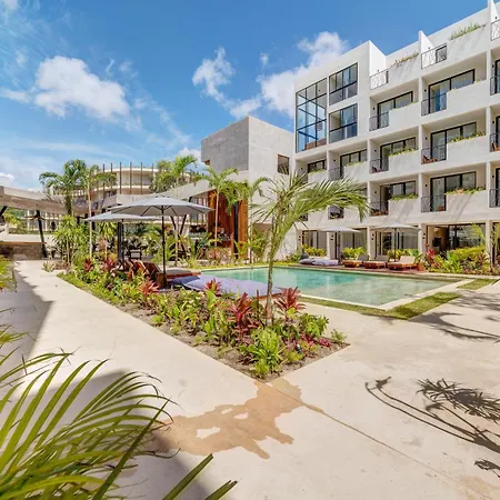 Xibalba Luxe Community With Pool And Gym 5min To