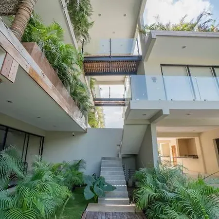 Luxury Oasis Vibes Jungle Retreat *