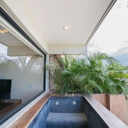 Luxury Oasis Vibes Jungle Retreat Apartment *