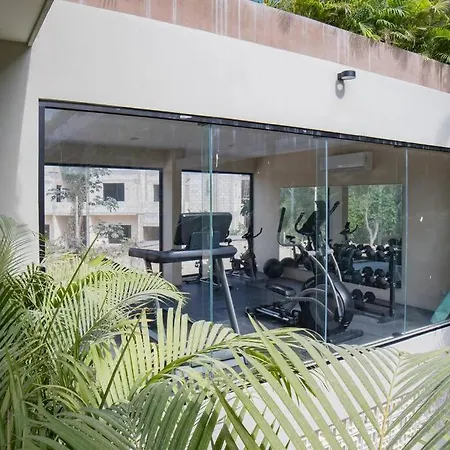 Luxury Oasis Vibes Jungle Retreat Apartment