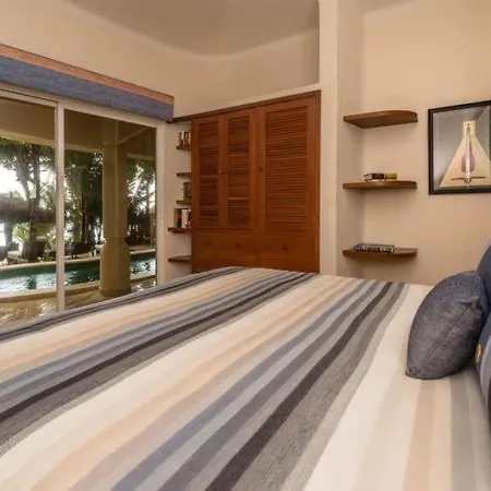 100 With 5 Bedrooms In Tulum, Mexico Holiday home *