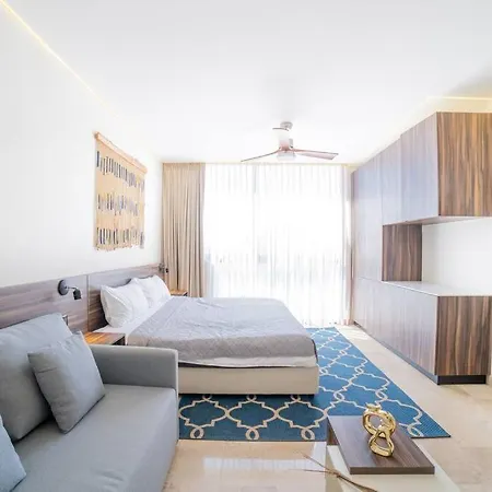 Mya's Precious Studio In Aldea Zama Apartment