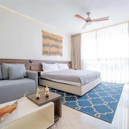 Mya's Precious Studio In Aldea Zama Apartment *