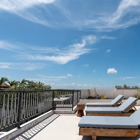 Apartment 2 Bedroom & 2 Outdoor Badtubs *