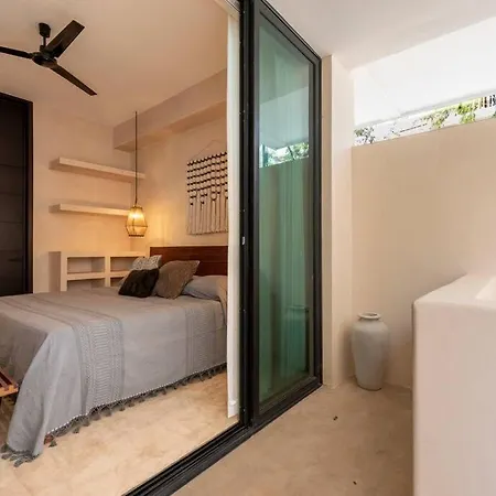 2 Bedroom & 2 Outdoor Badtubs Apartment Tulum