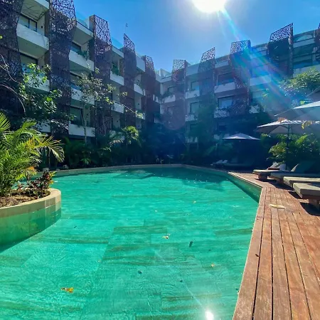 Large Studio Ph With Private Roof And Hot Tub Pool Gym Apartment *