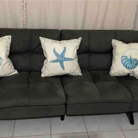 Alojamiento Ideal, A Espaldas De Zamna Apartment *