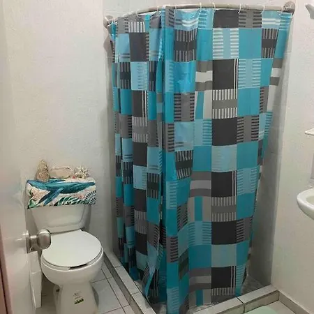 Apartment Alojamiento Ideal, A Espaldas De Zamna *