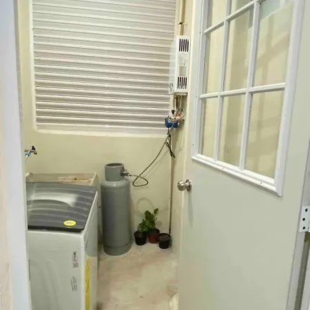 Apartment Alojamiento Ideal, A Espaldas De Zamna