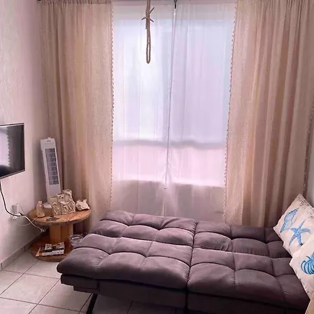 Apartment Alojamiento Ideal, A Espaldas De Zamna *