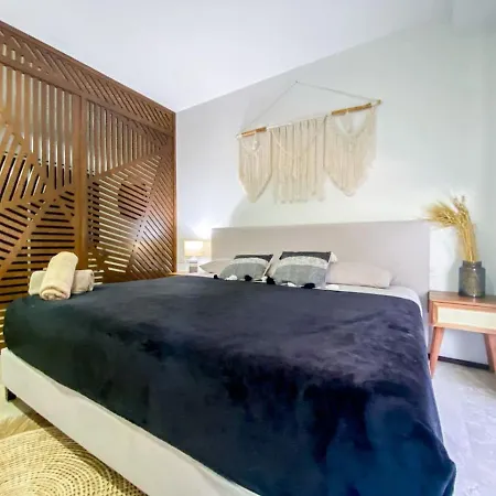 Stylish Downtown Studio With Prime Facilities *
