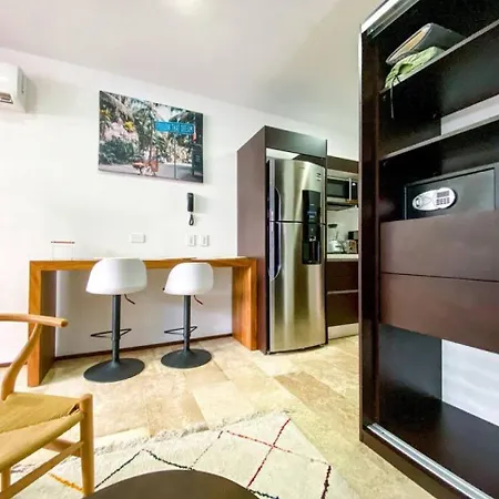 Apartment Modern Downtown With Rooftop, Pool, Gym And Parking Tulum
