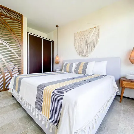 Bright Ph Downtown With Private Pool And Terrace