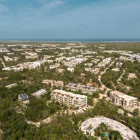 Pool View Brand New 2 Bedroom Gated Community Apartment