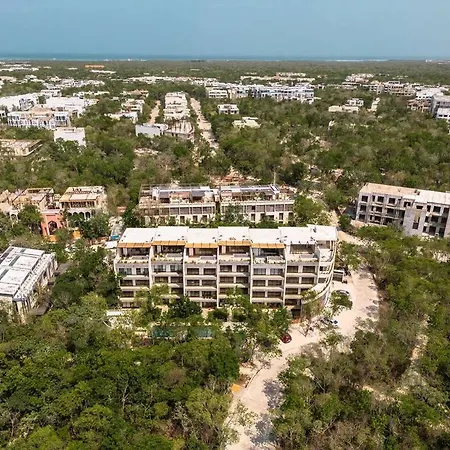 Pool View Brand New 2 Bedroom Gated Community * Tulum
