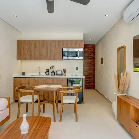 Xibalba Luxe Community With Pool And Gym 5min To