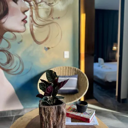 Iik By Groovy Stays- A Hip Condo-hotel With Wifi, Rooftop, Pool, Sleeps 6 4* Tulum