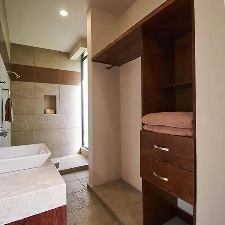 Luxurious 3-bedroom With Private Pool