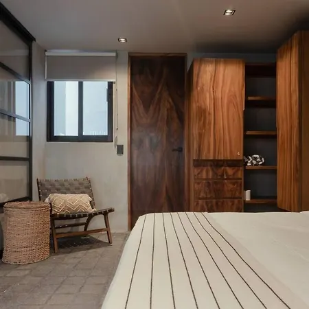 Luxury Jungle Loft Noir Club Apartment *