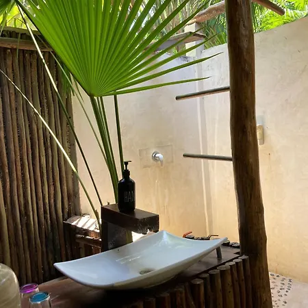 Eco.banitas Hotel 3*