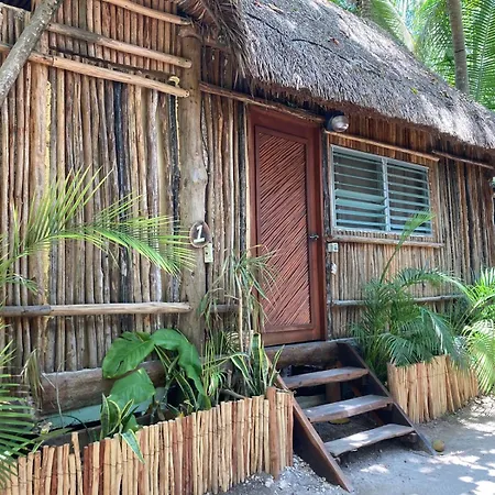Eco.banitas Hotel 3*