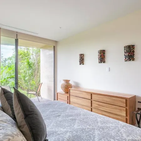 Mistiq 2br Private Concierge 4 Pools Apartment *
