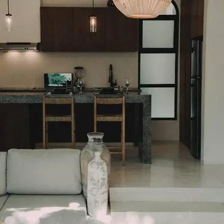 Apartment Torana A1 Cozy Design Apt W Pvt Pool And Patio