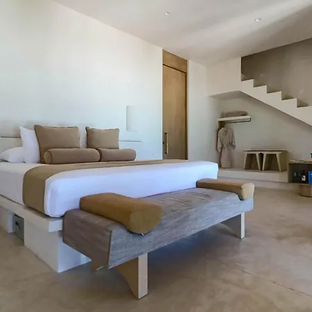 Panamera Hotel