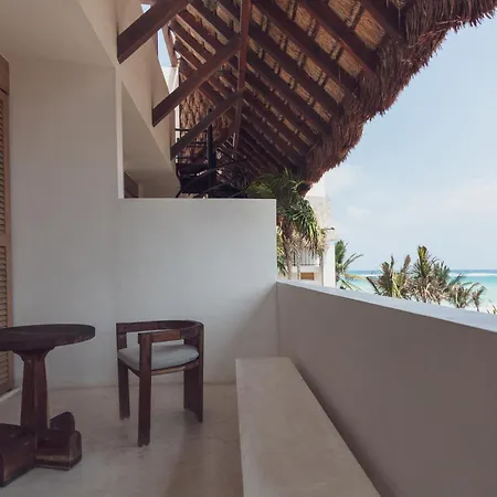Panamera Hotel
