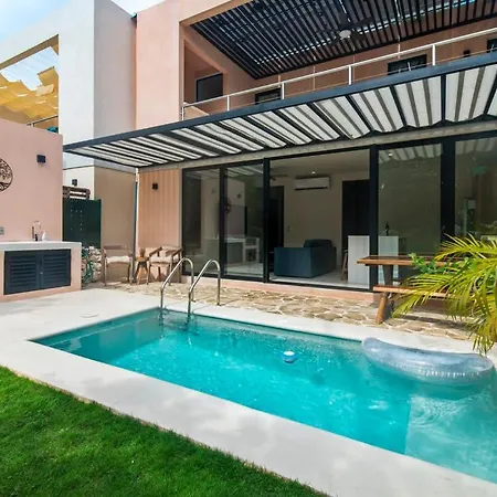 Holiday home New Edena Private Pool Bbq Smart Tv Town 10 Min *
