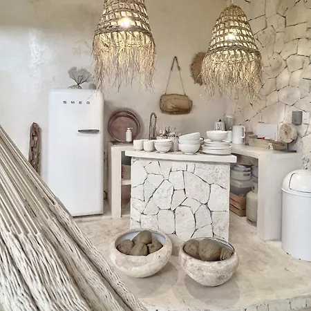 Holiday home Coconut Cave *