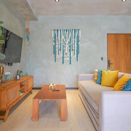 Tuk 203 Tierra Apartment