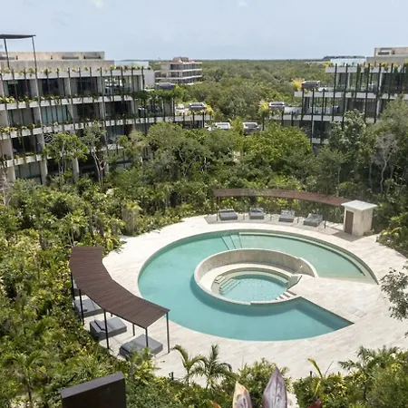 Apartment Jungle Sanctuary, 5 Pools, Club, Gym, Wifi