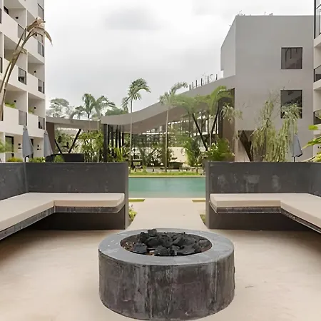 Your Relaxation Destination And Private Jacuzzi Apartment *