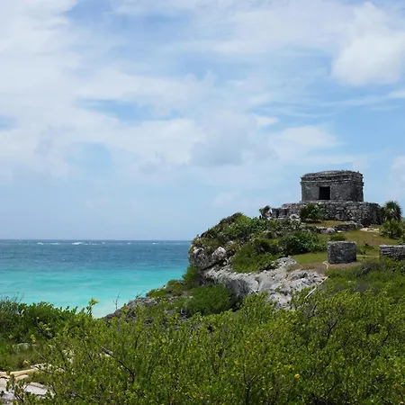 Full Space, 6 Building Tulum