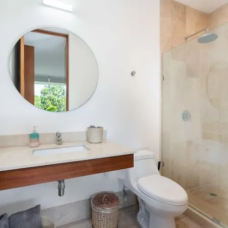 Getawaypool, Rooftop Spa, Wifi, Near Beach *