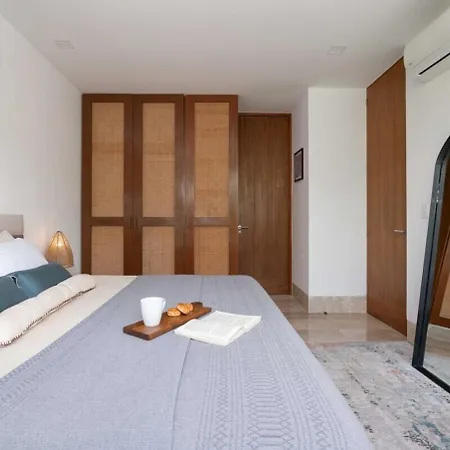 Getawaypool, Rooftop Spa, Wifi, Near Beach Apartment Tulum
