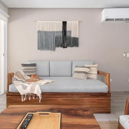 Apartment Full Space, 6 Building *