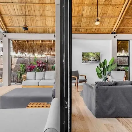 Villa Luxury New Plus Pool - 5 Mins To Beach & Downtown Tulum
