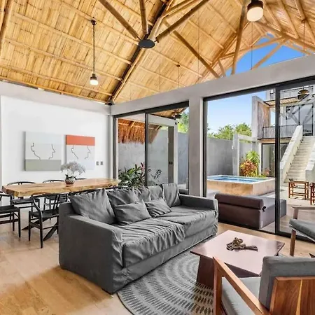 Luxury New Plus Pool - 5 Mins To Beach & Downtown