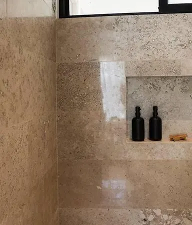 Exclusive Spacious 2 Bedroom With Private Pool And Amazing Audio System
