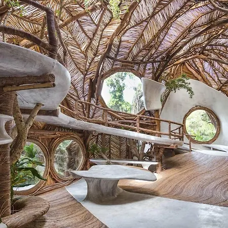 Luxury Villa, Club - Jungle View - Sahara Bleu