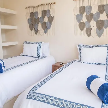 4br Gated Community Private Pool And Garden *
