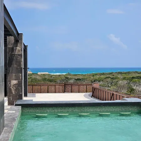 Gorgeous 1br Free Beach Club *