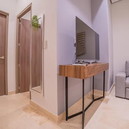Gorgeous 1br Free Beach Club