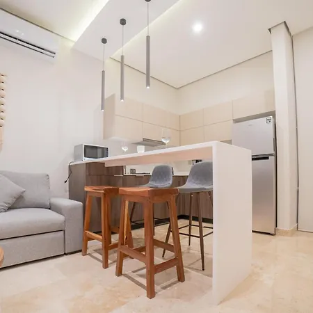 Gorgeous 1br Free Beach Club